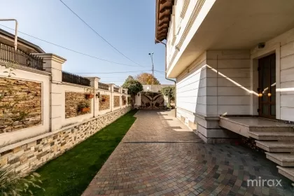 str. Paris, Buiucani, Chișinău imaginea 237390