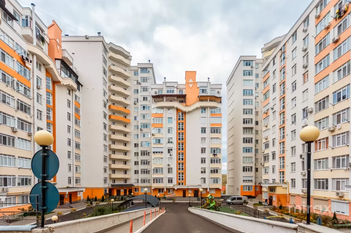 bd. Alba Iulia, Buiucani, Chișinău