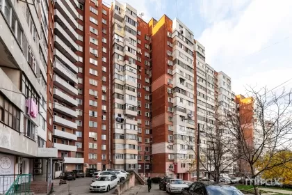 bd. Traian, Botanica, Chișinău image 239087