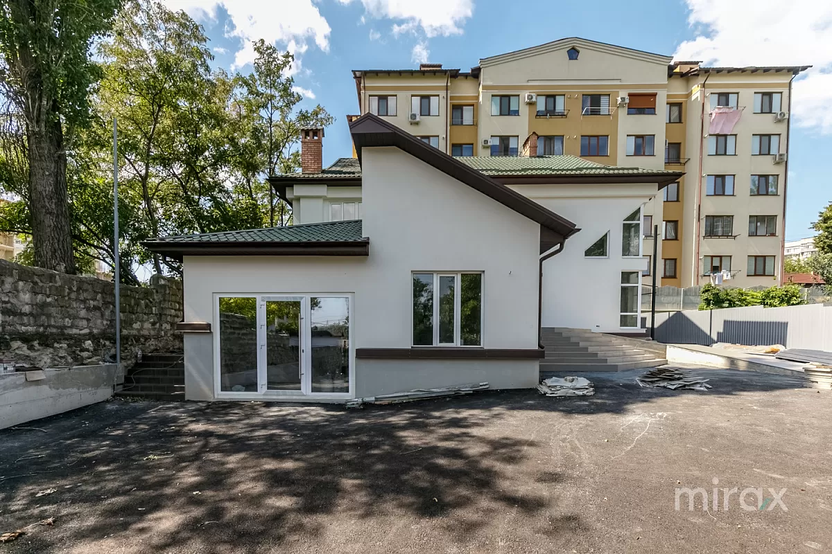 бул. Дечебал, Ботаника, Кишинев