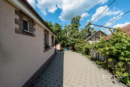 ул. Морилор, с. Сиреть, Стрэшень изображение 223580