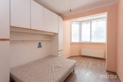 бул. Мирча чел Бэтрын, Чоканы, Кишинев изображение 228593