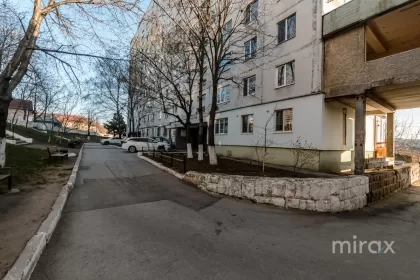 bd. Alba Iulia, Buiucani, mun. Chișinău imaginea 213172