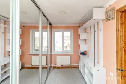 str-la Colinei, Codru, Chișinău imaginea 238225