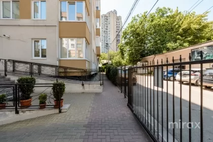 str-la Lvov, Botanica, mun. Chisinau imaginea 226426