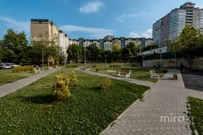 бул. Мирча чел Бэтрын, Чоканы, Кишинев изображение 225175