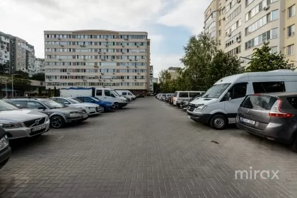 бул. Мирча чел Бэтрын, Чоканы, Кишинев изображение 225177